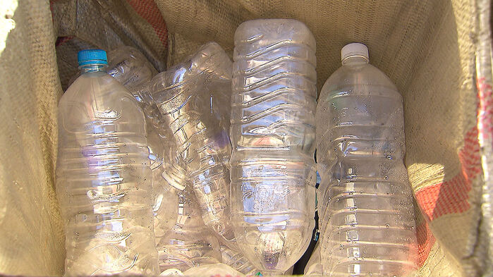 페트병 라벨 떼고 수거