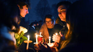 총격 상처 피해 진학한 미 대학서 또 총기난사&hellip;"엄청난 타격"