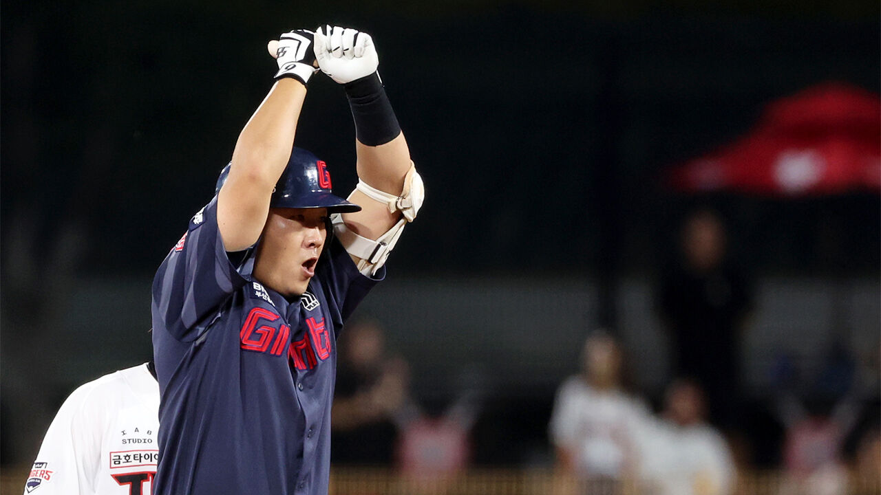 프로야구 롯데 내야수 정훈 은퇴 결정…"오랜 시간 자부심 느꼈다"