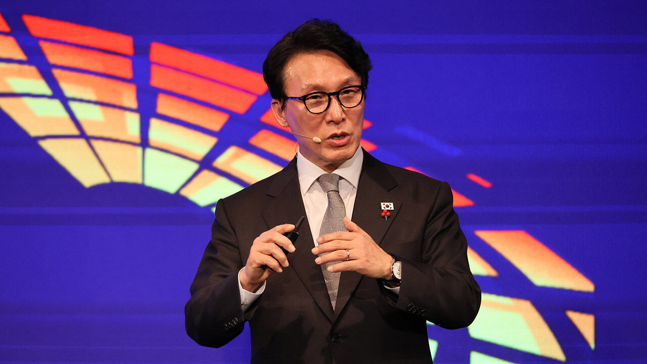 김 총리 "남북 오물풍선·확성기 사라져…평화 만드는 노력 지속"