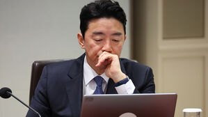 강훈식 "응급환자 도로 위 '뺑뺑이'&hellip;실질적 대책 마련하라"