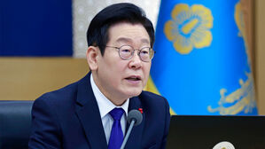 이 대통령 "생중계 업무보고, 정책 신뢰도&middot;국정 완성도 높여"