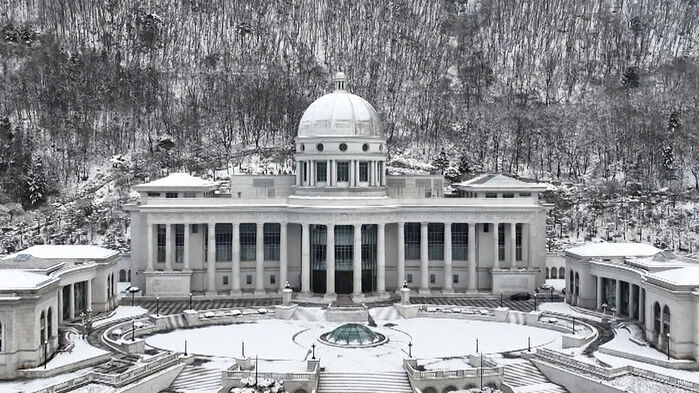 '김건희특검' 또 압수수색…경찰, 천정궁 출입 내역 확보