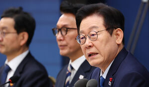 이 대통령, 석유공사에 "'대왕고래' 생산원가 계산도 안 해봤나"