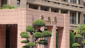 '중국에 투항하는 군인 최대 징역 10년'&hellip;타이완 행정원, 법률 개정