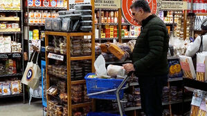 미국 3월 소비자물가 지난해 대비 3.3%상승&hellip;예상치 부합