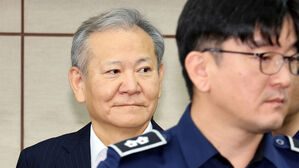 특검, '이상민 자택 현금다발' 의혹 사실무근으로 결론