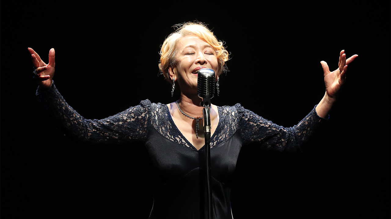 '신의 아그네스'부터 '명성황후'까지…무대서 빛난 배우 윤석화