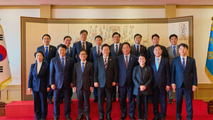 이 대통령 "지선 전 대전&middot;충남 통합"&hellip;야권도 환영