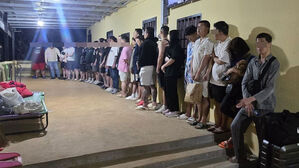 범죄단지 덮친 '코리아 전담반'&hellip;26명 검거&middot;1명 구출