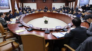 "최초 5G 했지만 통신시장 장기 침체"&hellip;6G서 반전 노린다