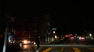 "집에서 나오지 말라" 피해 속출&hellip;어둠 뒤덮인 도시