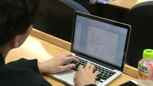 [빅토픽] 학생 '대리시험' 본 교수들&hellip;"학과 폐지 막으려고"