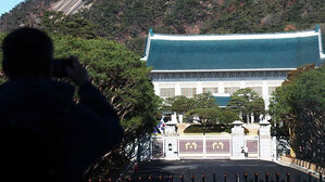 1,300여일 만에 다시 청와대&hellip;막바지 이사 한창