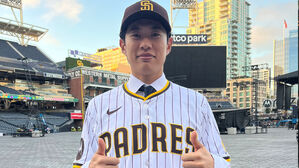 샌디에이고 입단 송성문 귀국&hellip;프렐러 단장 "다양한 역할 기대"