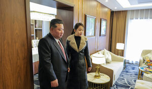 백두산 인근 삼지연에 호텔 준공&hellip;김정은, 김주애 리설주와 준공식 참석