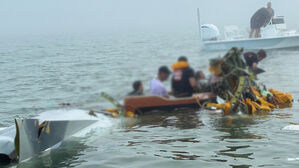 2살 환자까지 사망&hellip;짙은 안개 속 '환자 이송' 수상기 추락