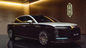 화웨이의 럭셔리 세단, 중국 고급차 시장 석권