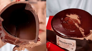 "예쁘다" 4만 원대 케이크 샀는데&hellip;먹다가 기겁한 이유