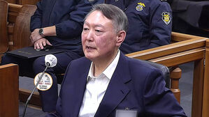 특검, '대선후보 시절 허위사실 공표' 윤석열 추가 기소