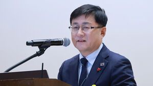 기후장관, 폐기물 업체 방문&hellip;"탈플라스틱으로 순환경제 앞장"