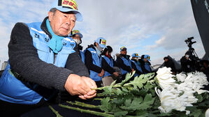 "홀로 남겨진 지 364일째, 아무것도 하지 못한 아빠가 미안해"