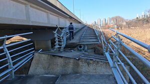 광주 서구 광신대교 옆 보행로 붕괴&hellip;인명피해 없어