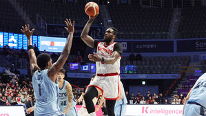 '워니 36점' 프로농구 SK, 소노 잡고 2연승 행진