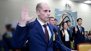 또 김범석 없는 청문회&hellip;쿠팡 대표, 통역 두고 실랑이