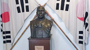 중국 매체, 이 대통령 방중 보도서 김구&middot;임시정부 소개