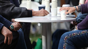 50세 이상이 생각하는 '노인', 68.5세부터&hellip;적정 생활비 198만 원