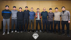 제주, 코스타 감독 보좌할 정조국 수석코치 등 코칭진 확정