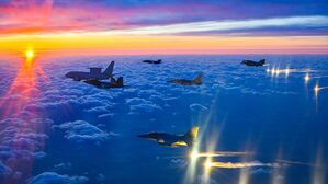 국방장관, 새해 첫날 지휘비행&hellip;국산 전투기 KF-21 첫 엄호