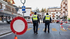 새해 첫날 스위스 휴양지서 폭발&hellip;수십 명 사망&middot;100여 명 부상
