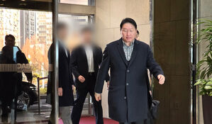 6년 만에 꾸려진 방중경제사절단&hellip;최태원 "좋은 성장 실마리 찾을 것"