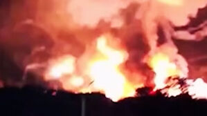 항공기 150여 대에 특수부대까지 투입&hellip;침실에서 생포 