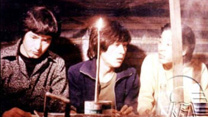 사진은 배우 안성기(가운데) 출연작 '바람 불어 좋은 날'의 한 장면. 이 작품으로 안성기는 1980년 제19회 대종상 영화제에서 신인상을 수상했다. (사진=한국영상자료원 KMDb (사진=연합뉴스)