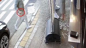 [사건X파일] 꽁초 들고 내리더니&hellip;남의 카페 앞에 '탈탈'