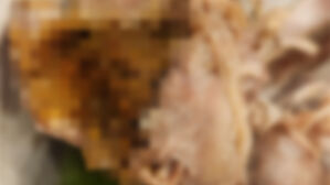 "토할 뻔했다"&hellip;인천 송도서 '닭똥 삼계탕' 논란