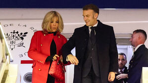 '프랑스 영부인은 트랜스젠더' 허위사실 유포 10명 유죄 판결