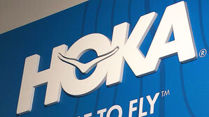 [빅토픽] 폐건물서 대표가 폭행&hellip;호카 불매 번지자 "사과"