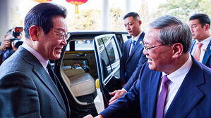 "한중 관계 발전 공고화&hellip;껄끄러운 부분 정리 계기"