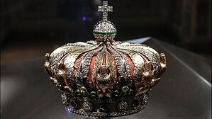 "루브르 절도범들, 왕관도 훔치려다 크게 파손해"