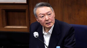 구형만 남은 윤 내란혐의 쟁점은&hellip;"국헌문란 폭동" vs "경고성"