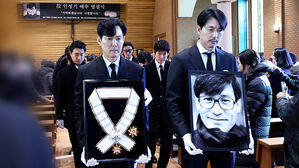 '겸손했던 스타' 안성기&hellip;하늘의 별 되다