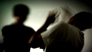 주점 몸싸움이 살인미수로&hellip;맥주병에 무너진 50대