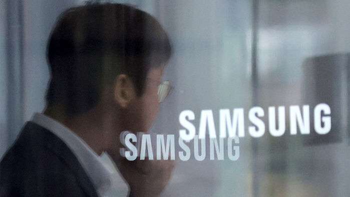 삼성전자 서초사옥 오가는 직원들 (사진=연합뉴스)