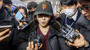 경찰, 김경 사용 후 반납 PC 2대 추가 확보&hellip;"1대는 부팅 불가"