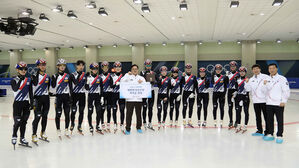 우원식 국회의장, 진천 선수촌 방문&hellip;국가대표 선수단 격려