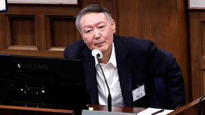 윤 '내란 우두머리' 오늘 구형&hellip;자화자찬에 조롱까지